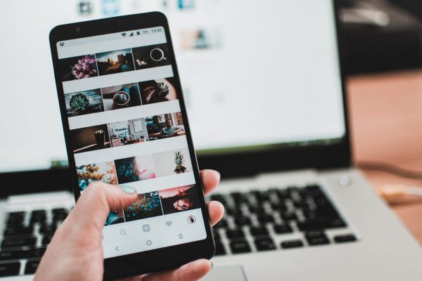 Suomen Akatemian tutkimushankkeessa etsitään kokemuksia digitaalisesta arjesta