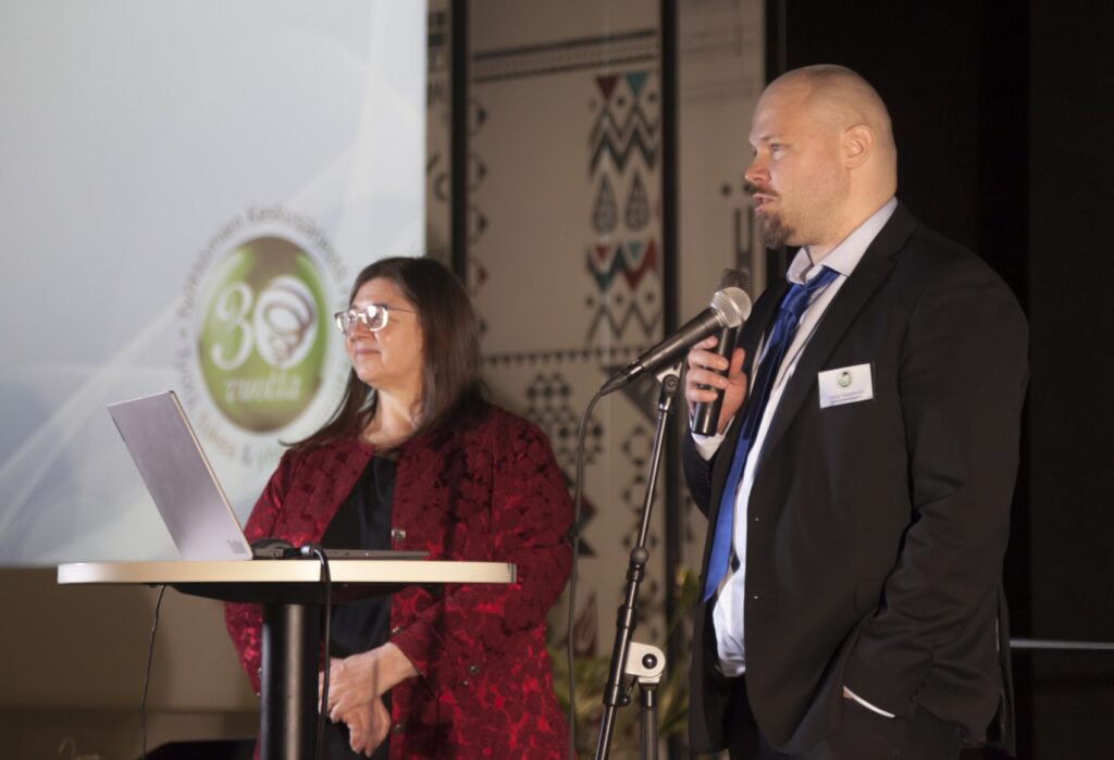 Pääkirjoitus: Leikkaukset eivät ole oikotie parempaan työllisyyteen