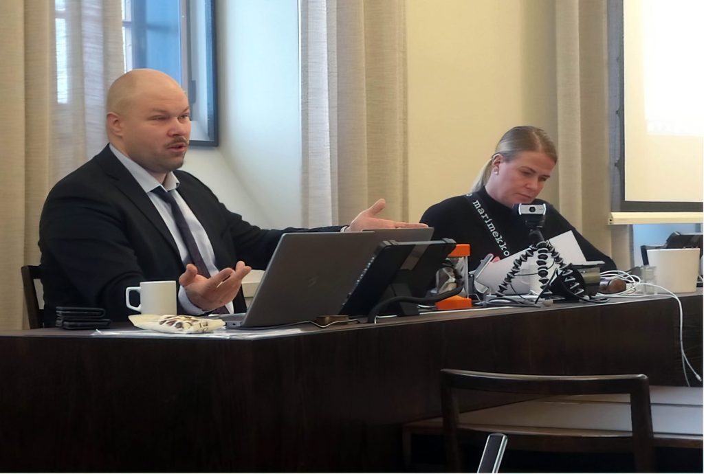 SDP:n eduskuntaryhmän tapaaminen. Emäntänä kansanedustaja Katja Taimela. Kuva: Leena Valkonen.